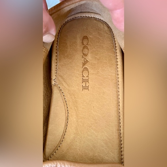 NEW Women’s Arlene Coach Moccasin Loafer, Tan, Size US 7. - Picture 9 of 15